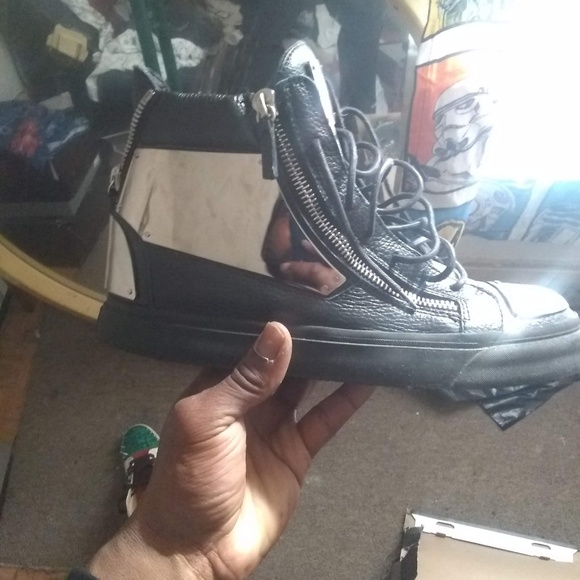 Gucci shoes - Picture 3 of 3